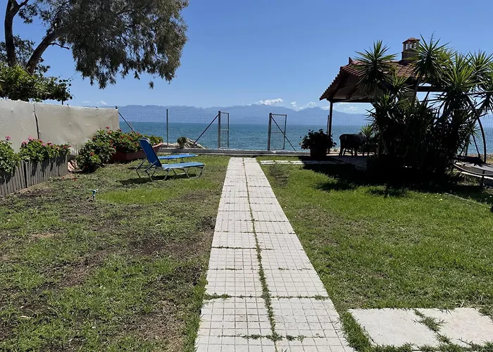 Vivi Apartman Néa Koróni